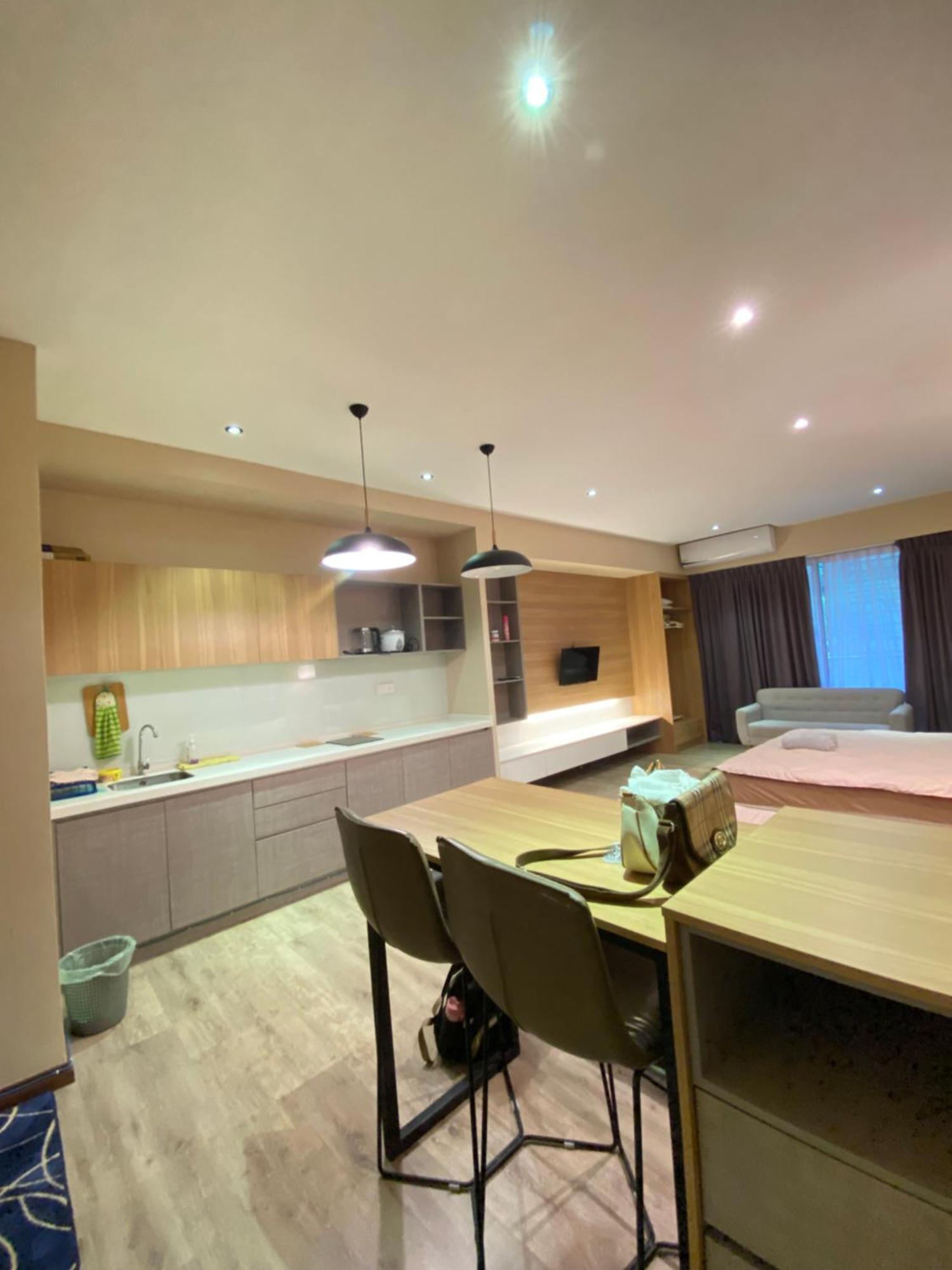 Soulmate Studio Room Tanjong Aru Екстер'єр фото